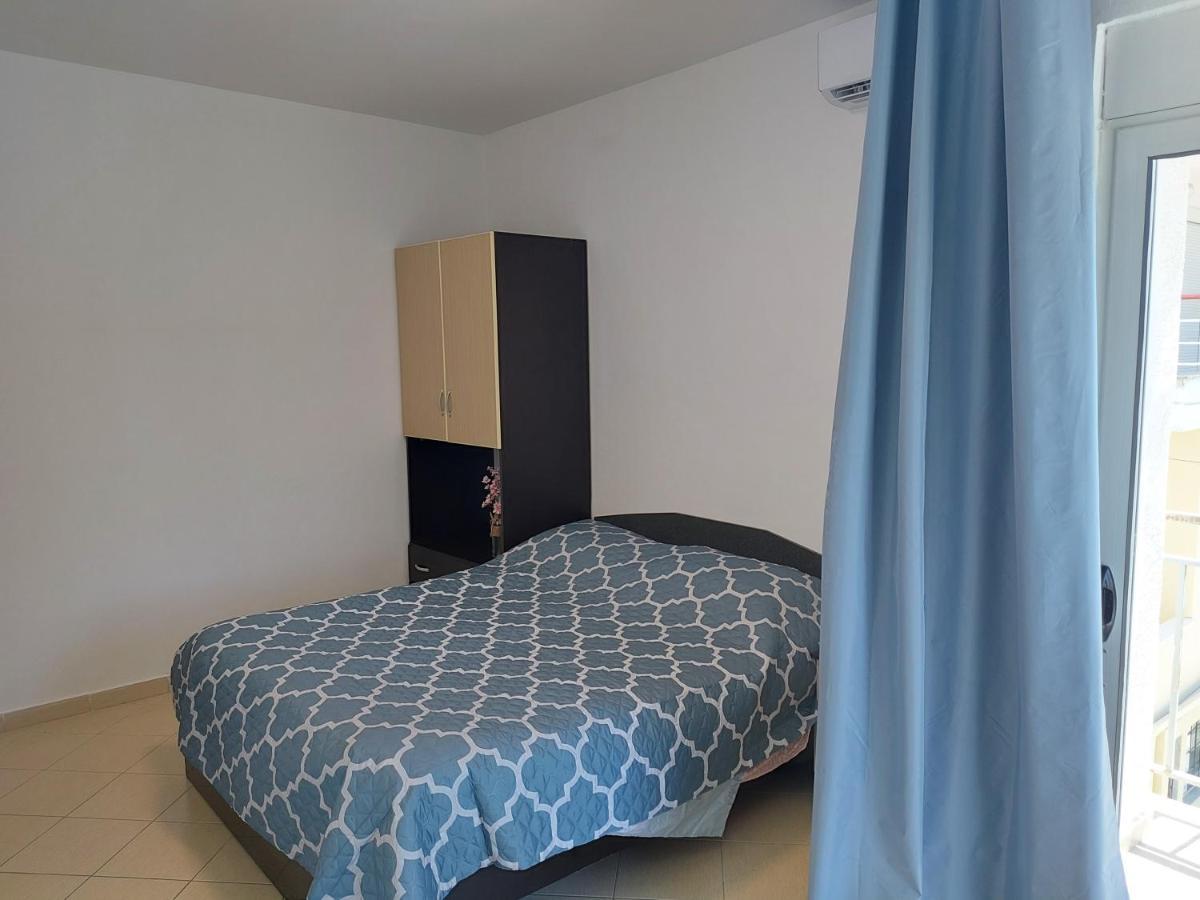 Golden Beach Apartments Драч Екстериор снимка