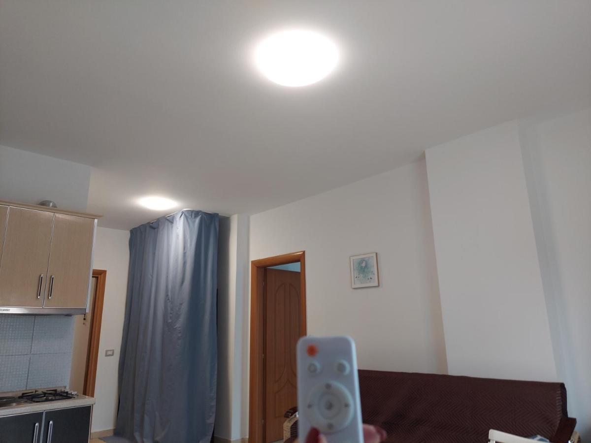 Golden Beach Apartments Драч Екстериор снимка