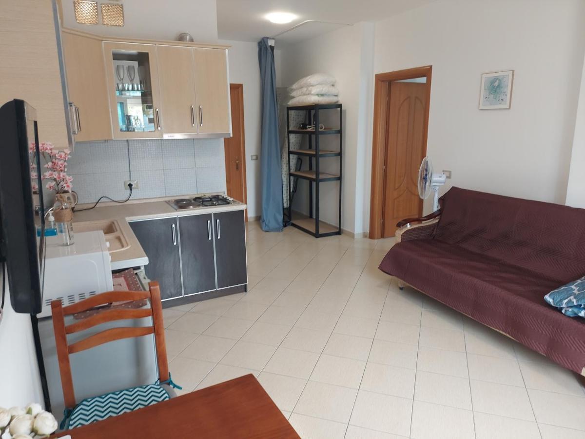 Golden Beach Apartments Драч Екстериор снимка