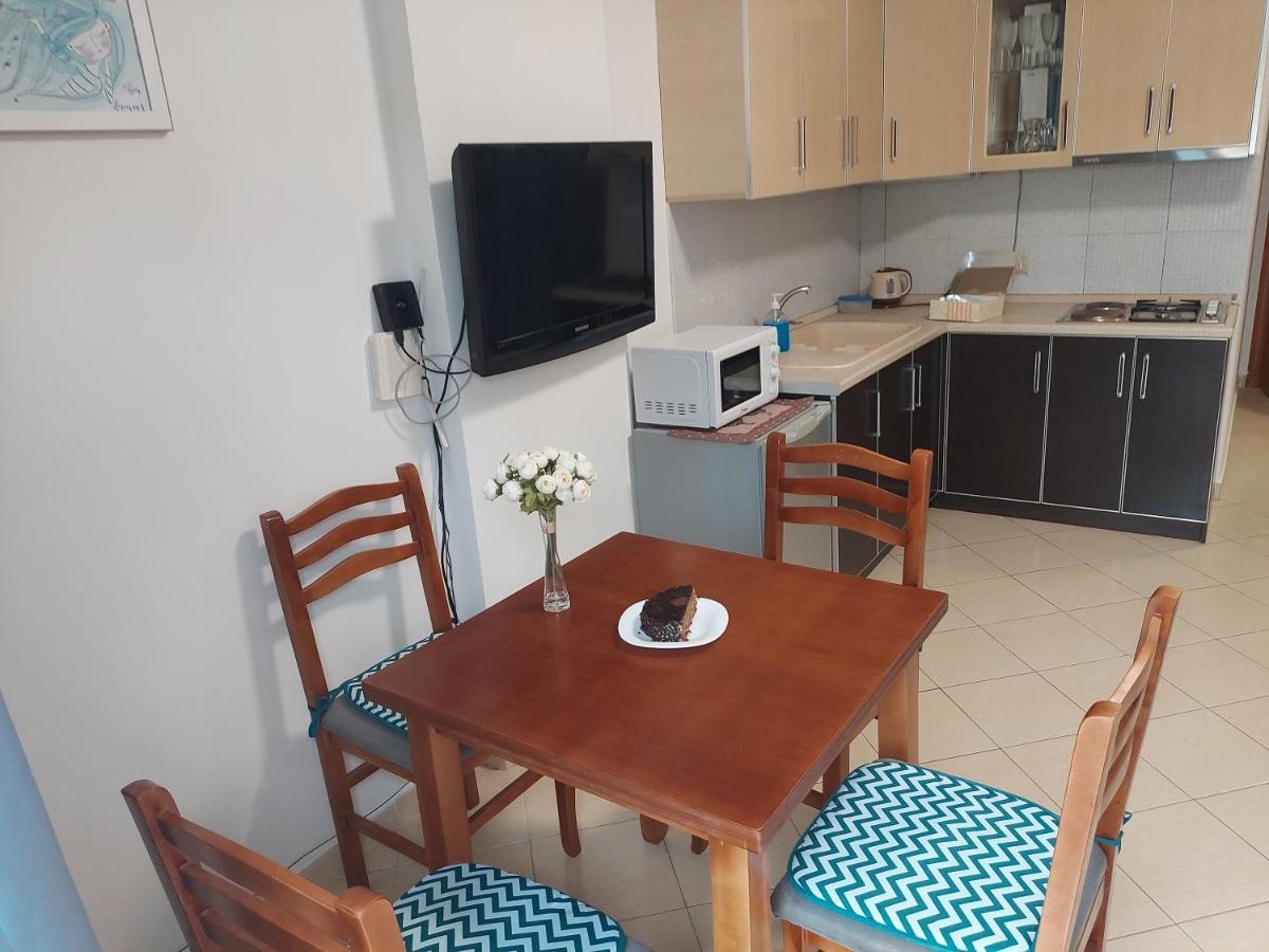 Golden Beach Apartments Драч Екстериор снимка